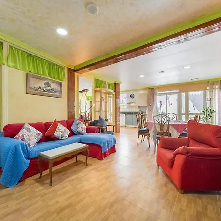 Apartamento With Communal Pool And Garden *